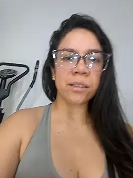 Snapshot of Aila_Phone chatting on April 2, 2026, 12:41 am Aila Phone online show from April 2, 2026, 12:41 am