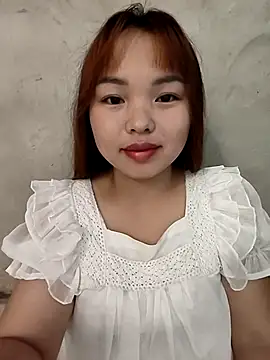 Mina xYx online show from May 5, 2026, 1:57 am
