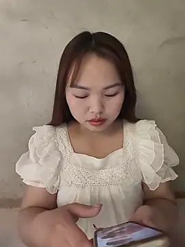Mina xYx online show from May 17, 2026, 12:30 am