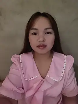 Mina xYx online show from May 18, 2026, 3:24 am