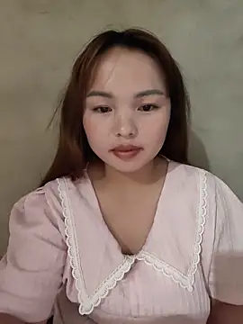 Mina xYx online show from May 22, 2026, 2:01 pm