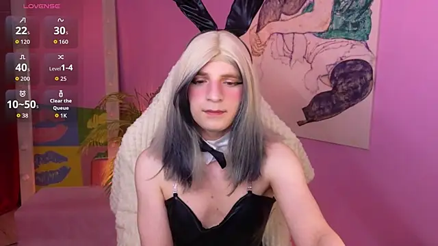 FoxIsPuff online show from July 5, 2026, 5:47 am