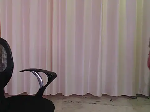 Naughty Nisha19 online show from June 21, 2026, 7:22 am