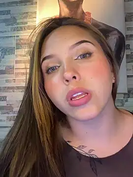 lunacandy 0 online show from June 17, 2026, 1:08 am