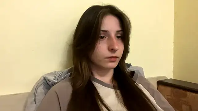 Snapshot of sakuraabloom7 chatting on April 6, 2026, 5:14 pm sakuraabloom7 online show from April 6, 2026, 5:14 pm