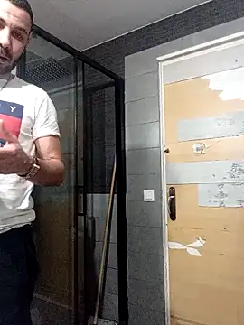 Snapshot of cristiamtentacion chatting on March 18, 2026, 4:43 pm cristiamtentacion online show from March 18, 2026, 4:43 pm