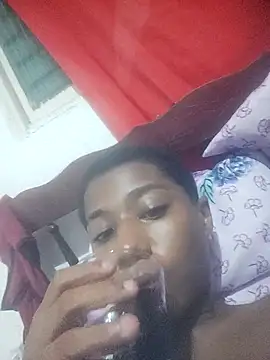 giutriufi online show from March 16, 2026, 5:02 am