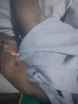 Snapshot of giutriufi chatting on March 24, 2026, 3:55 am giutriufi online show from March 24, 2026, 3:55 am