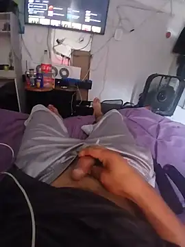 Carlos420733 online show from July 20, 2026, 5:59 pm