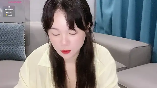 Tingting-Love online show from April 14, 2026, 5:57 am