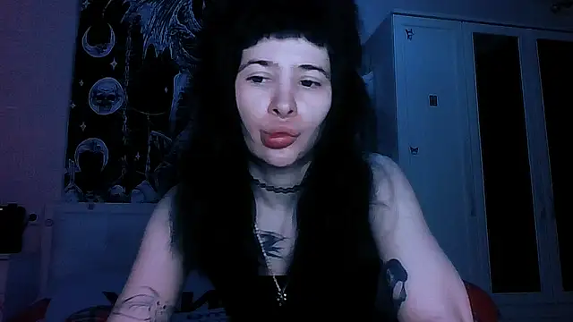 Snapshot of AllisonDeetz chatting on April 14, 2026, 5:41 pm AllisonDeetz online show from April 14, 2026, 5:41 pm