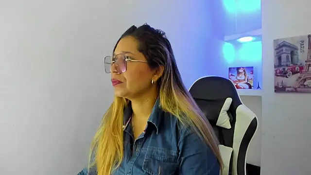 Melisa 14 online show from May 28, 2026, 1:41 pm