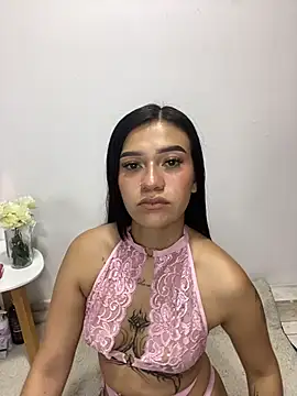 Snapshot of chloe_evans0 chatting on March 18, 2026, 4:21 pm chloe evans0 online show from March 18, 2026, 4:21 pm