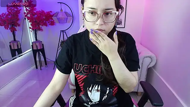 Snapshot of Shady_bug chatting on March 18, 2026, 7:50 pm Shady bug online show from March 18, 2026, 7:50 pm
