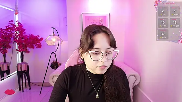 Snapshot of Shady_bug chatting on March 25, 2026, 7:42 pm Shady bug online show from March 25, 2026, 7:42 pm