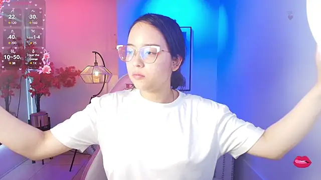 Snapshot of Shady_bug chatting on April 12, 2026, 12:54 pm Shady bug online show from April 12, 2026, 12:54 pm