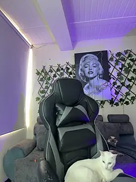 Snapshot of violette-1 chatting on March 17, 2026, 9:07 pm violette-1 online show from March 17, 2026, 9:07 pm