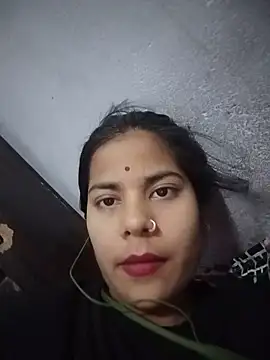 Pallavi cute online show from June 15, 2026, 6:43 pm
