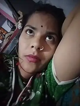 Pallavi cute online show from June 21, 2026, 4:31 pm