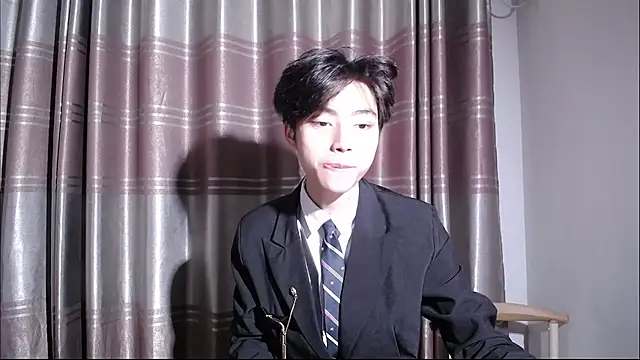 Snapshot of XX-XIUXIU chatting on May 29, 2026, 7:56 pm XX-XIUXIU online show from May 29, 2026, 7:56 pm