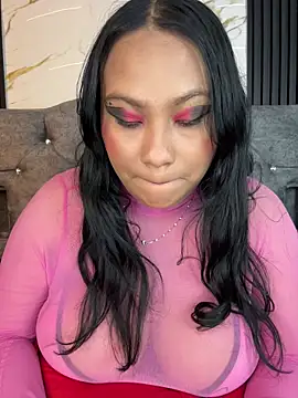 Snapshot of Sharon_fiire chatting on March 18, 2026, 5:43 am Sharon fiire online show from March 18, 2026, 5:43 am