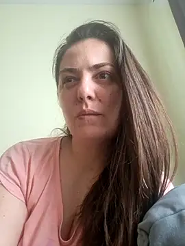 Arya Malone online show from June 3, 2026, 7:33 am