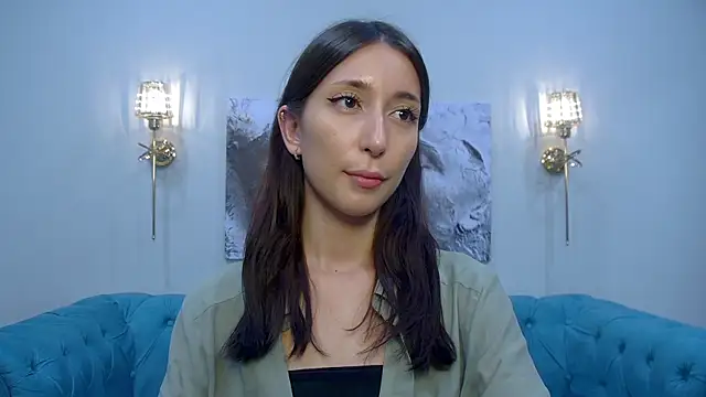 DanaRoges online show from July 4, 2026, 6:14 pm