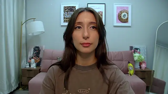 DanaRoges online show from July 8, 2026, 6:07 am