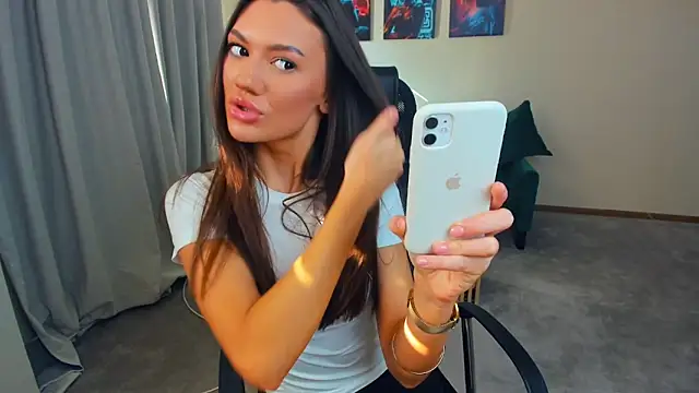 Snapshot of SookBurdin chatting on March 18, 2026, 8:28 am SookBurdin online show from March 18, 2026, 8:28 am