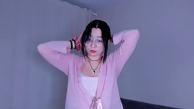 Snapshot of emi_okado chatting on March 18, 2026, 3:37 pm emi okado online show from March 18, 2026, 3:37 pm