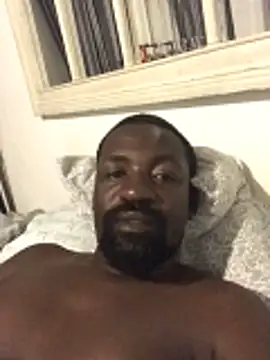 Snapshot of Odesseuz chatting on March 17, 2026, 5:49 pm Odesseuz online show from March 17, 2026, 5:49 pm