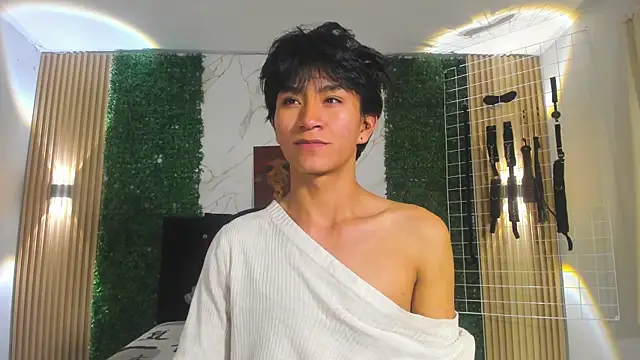cococumps online show from July 6, 2026, 11:07 am