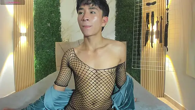 cococumps online show from July 16, 2026, 1:06 pm