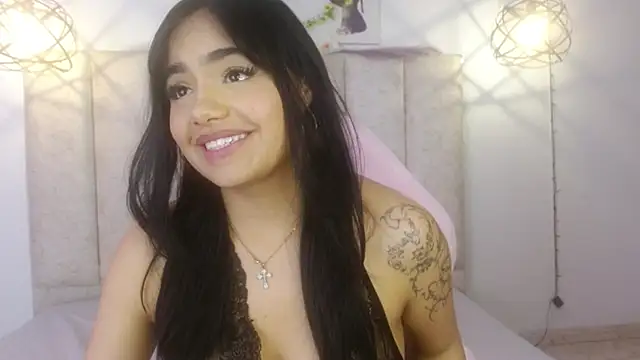 sweetbloomcs online show from May 18, 2026, 8:47 pm
