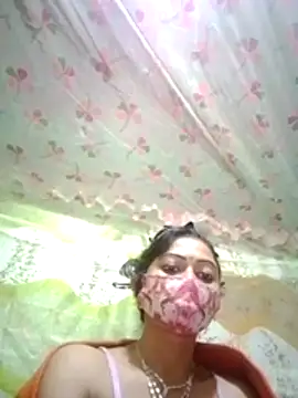 Snapshot of Sexy_moon45 chatting on March 22, 2026, 6:22 pm Sexy moon45 online show from March 22, 2026, 6:22 pm