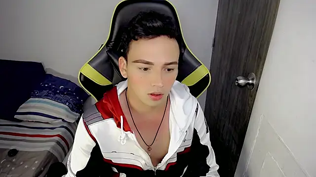 Snapshot of Mathias_twinkk chatting on March 17, 2026, 8:56 pm Mathias twinkk online show from March 17, 2026, 8:56 pm