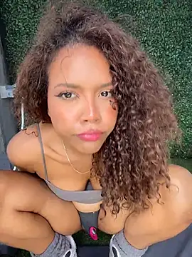CurlyOopsieXXX online show from July 15, 2026, 9:31 pm