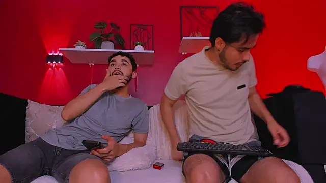 ReubenandScott online show from May 17, 2026, 7:32 pm