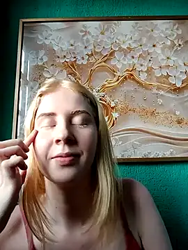 Snapshot of ninaxbabyy chatting on April 14, 2026, 8:37 pm ninaxbabyy online show from April 14, 2026, 8:37 pm