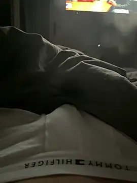 zoladj online show from March 27, 2026, 3:01 am