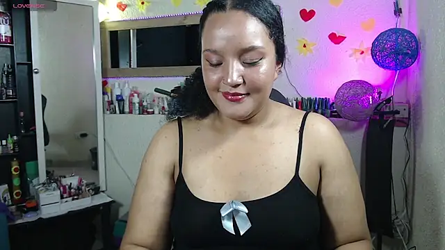 SofiaRoyal2308 online show from March 24, 2026, 2:16 am