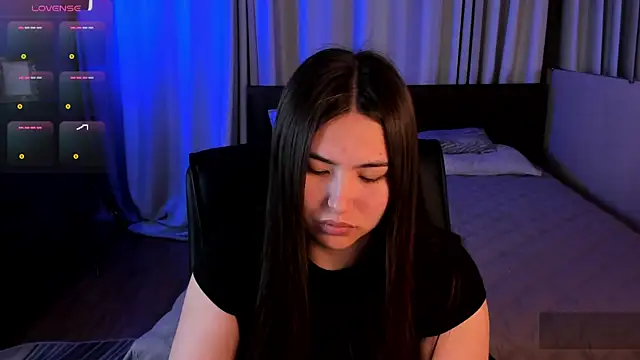 IceIcebabe  online show from May 27, 2026, 1:02 am