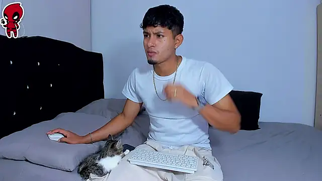 Snapshot of Thiago_snoop chatting on March 19, 2026, 4:38 am Thiago snoop online show from March 19, 2026, 4:38 am