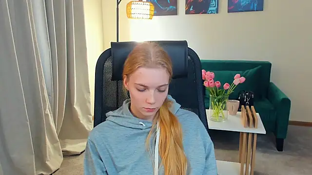 Snapshot of PetraRohal chatting on March 19, 2026, 6:39 am PetraRohal online show from March 19, 2026, 6:39 am