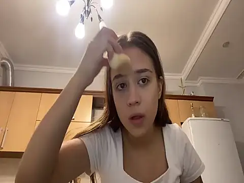 Snapshot of LinRamlall chatting on March 18, 2026, 5:27 pm LinRamlall online show from March 18, 2026, 5:27 pm