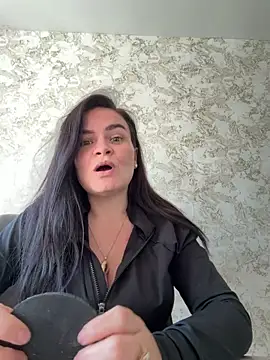 Snapshot of Sierra-XOX chatting on March 19, 2026, 10:08 am Sierra-XOX online show from March 19, 2026, 10:08 am