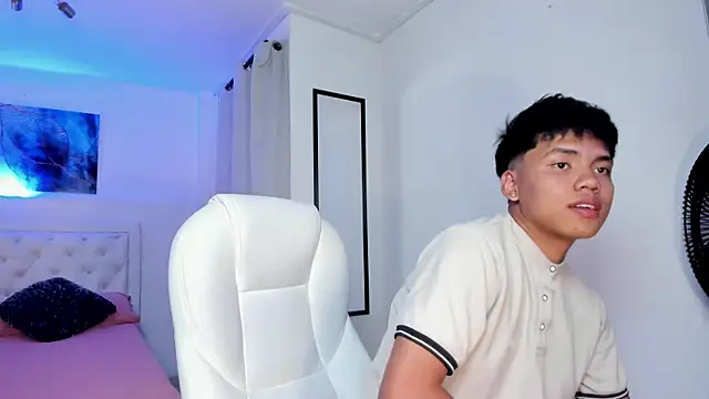 thiagosterling online show from May 20, 2026, 11:44 pm