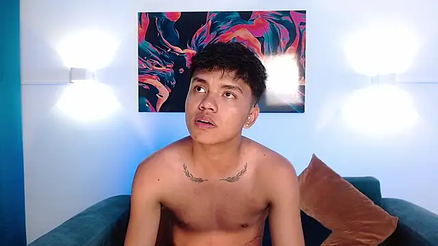 thiagosterling online show from May 25, 2026, 11:33 pm