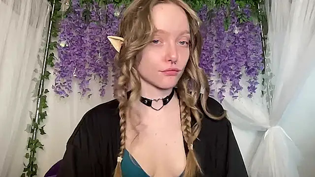 ElfGirlAna online show from July 16, 2026, 2:45 pm