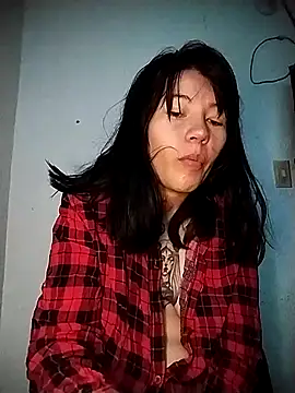 Moon Thompson online show from April 2, 2026, 6:49 pm